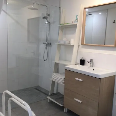 2 Ferme De La Haute 펜션 *